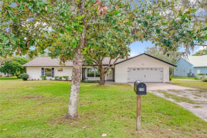 119 Lake Dr, OVIEDO