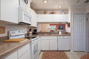 3 ESCONDIDO CIRCLE, ALTAMONTE SPRINGS, FL 32701 Sold 06/27/25