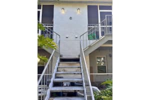 606 NORTHLAKE DRIVE, SANFORD, FL 32773 Sold 03/28/25