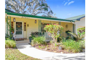 37201 OAK LANE, UMATILLA, FL 32784 Sold 02/12/25