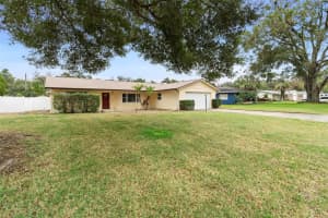 915 OAK DRIVE, ALTAMONTE SPRINGS, FL 32714 Sold 01/27/25