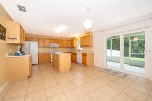 516 YELLOW TAIL PLACE, CHULUOTA, FL 32766 Sold 03/27/25