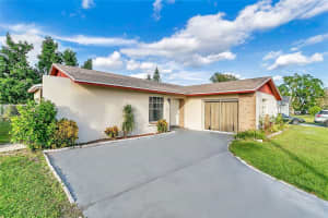 448 BALL COURT, KISSIMMEE, FL 34759 Sold 06/09/25