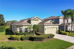811 SUFFOLK PLACE, DAVENPORT, FL 33896 Sold 02/25/25