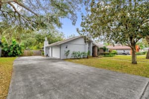 3661 JERICHO DRIVE, CASSELBERRY, FL 32707 Sold 01/30/25