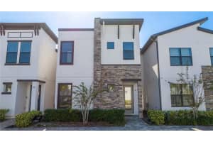 172 Villa Domani Cir, DAVENPORT