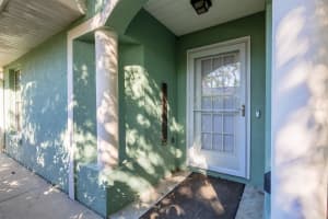 718 BAKER STREET, MOUNT DORA, FL 32757 Sold 12/16/24