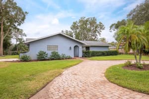 1001 HOBSON STREET, LONGWOOD, FL 32750 Sold 02/25/25