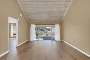1084 VILLA LANE, APOPKA, FL 32712 - MLS#MFRO6259945