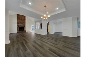 3761 BONAVENTURE LANE, SARASOTA, FL 34243 Sold 04/07/25