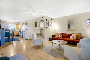 525 CONWAY ROAD, ORLANDO, FL 32807 Sold 03/03/25