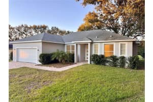 8227 VINELAND OAKS BOULEVARD, ORLANDO, FL 32835 Sold 05/23/25