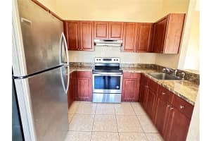 28 SPRING LOOP CIRCLE, OCALA, FL 34472 Sold 04/25/25