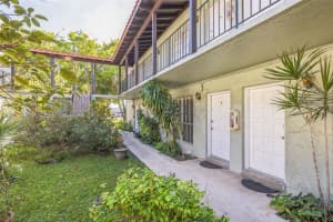 10776 KENDALL DRIVE, MIAMI, FL 33176 Sold 06/02/25