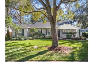 1240 GOLFVIEW STREET, ORLANDO, FL 32804 Sold 04/08/25
