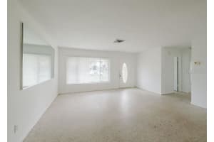 4212 DES PLAINES DRIVE, SARASOTA, FL 34233 Sold 01/08/25