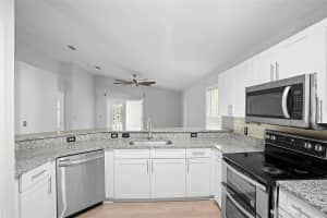 10005 CYPRESS MEADOWS LANE, ORLANDO, FL 32825 Sold 03/04/25