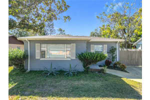 537 DESOTO STREET, CLERMONT, FL 34711 Sold 02/21/25