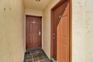10330 TURKEY LAKE UNIT B-2 A/K/A ROAD, ORLANDO, FL 32819 Sold 02/10/25