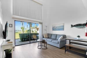 10330 TURKEY LAKE UNIT B-2 A/K/A ROAD, ORLANDO, FL 32819 Sold 02/10/25