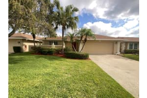2253 Heron Cir, CLEARWATER