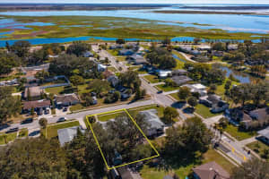 509 OLEANDER LANE, KISSIMMEE, FL 34744 Sold 01/03/25