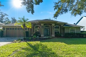 5261 HAMMOCK CIRCLE, SAINT CLOUD, FL 34771 Sold 01/30/25