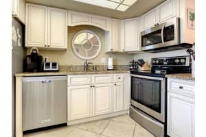 3663 ATLANTIC AVENUE, NEW SMYRNA BEACH, FL 32169 - MLS#MFRO6261279