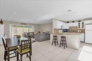 557 ORANGE STREET, ALTAMONTE SPRINGS, FL 32701 Sold 01/03/25