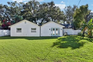 2613 VINE STREET, ORLANDO, FL 32806 Sold 01/13/25