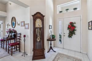 736 CREPE MYRTLE CIRCLE, APOPKA, FL 32712 Sold 04/10/25