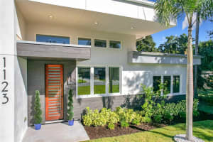 1123 WEBSTER AVENUE, ORLANDO, FL 32804 Sold 01/09/25