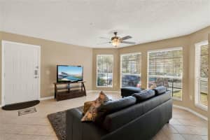 696 YOUNGSTOWN PARKWAY, ALTAMONTE SPRINGS, FL 32714 - MLS#MFRO6261892
