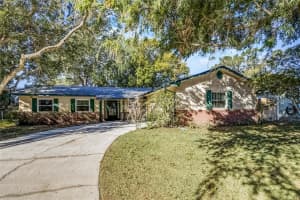 613 BANDERAS AVENUE, OCOEE, FL 34761 Sold 01/10/25