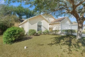705 WILLOW RUN STREET, MINNEOLA, FL 34715 Sold 03/03/25