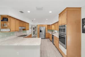 206 MORTON LANE, WINTER SPRINGS, FL 32708 Sold 03/24/25