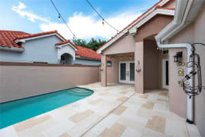 359 PINDO PALM DRIVE, NAPLES, FL 34104 Sold 02/28/25