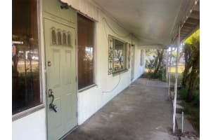 88 CHARLOTTE AVENUE, EUSTIS, FL 32726 Sold 02/03/25