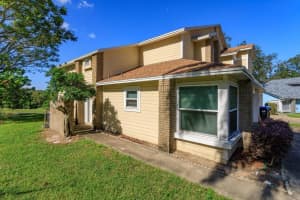 7210 ALSTON COURT, ORLANDO, FL 32835 Sold 03/20/25