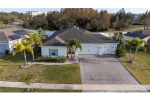 402 BLUE LAKE CIRCLE, KISSIMMEE, FL 34758 Sold 06/23/25