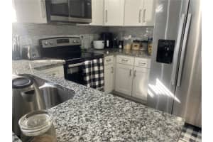 6427 LIVEWOOD OAKS DRIVE, ORLANDO, FL 32818 Sold 04/30/25