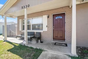 5330 GREEN VELVET COURT, ORLANDO, FL 32808 Sold 03/03/25