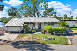 333 22ND STREET COURT, BRADENTON, FL 34208 Sold 04/14/25