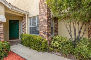 711 BARRINGTON CIRCLE, WINTER SPRINGS, FL 32708 Sold 12/31/24