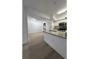 911 ORANGE AVENUE, ORLANDO, FL 32801 Sold 03/20/25