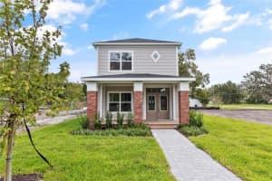 813 S Locust Ave, SANFORD