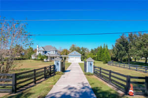 560 LAKE MILLS ROAD, CHULUOTA, FL 32766 Sold 02/07/25