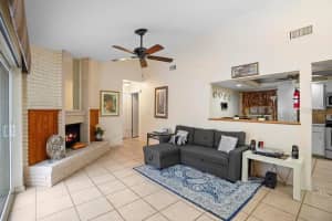 5027 JAMAICA CIRCLE, ORLANDO, FL 32808 - MLS#MFRO6263145