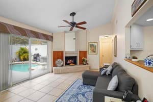5027 JAMAICA CIRCLE, ORLANDO, FL 32808 - MLS#MFRO6263145