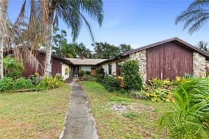 107 MAPLEWOOD DRIVE, SANFORD, FL 32771 Sold 01/13/25